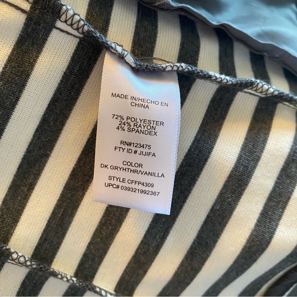 Striped Women's Blazer - Picture 4 of 6